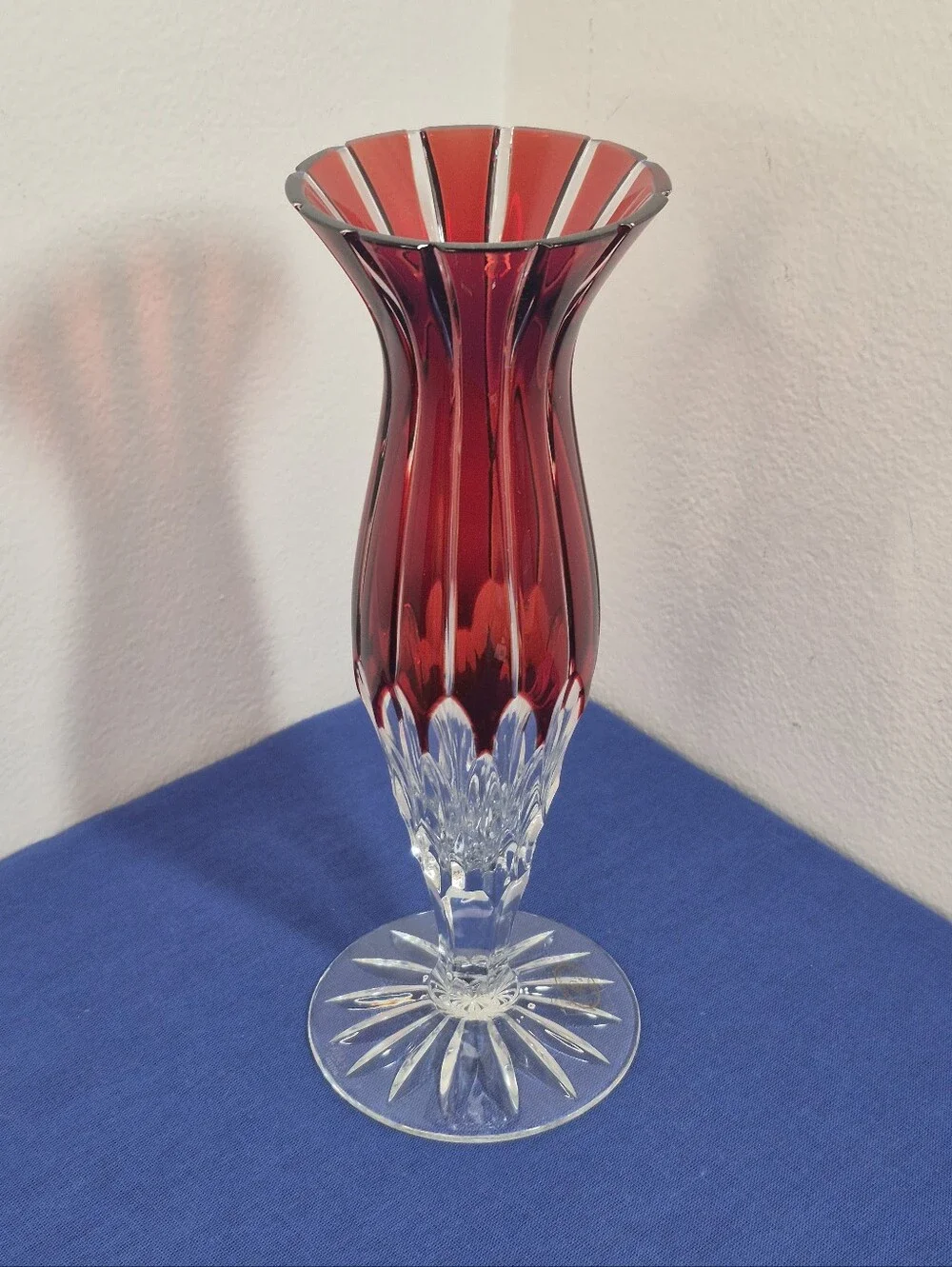 Ajka Crystal Hungary Castille Alberga Ruby Red Cut to Clear Vase 9